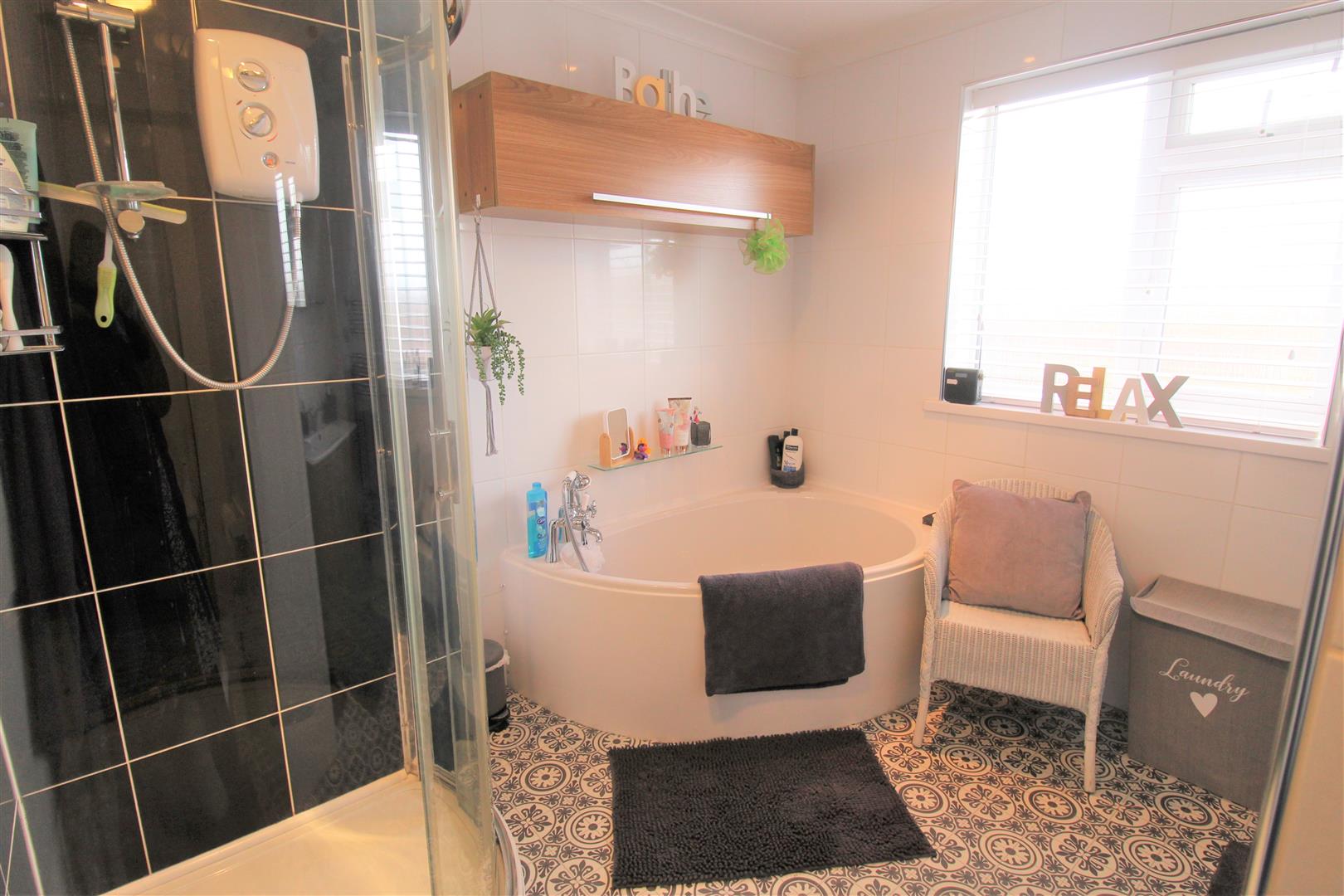Eaveswood Road, Abbey Hulton, Stoke-On-Trent